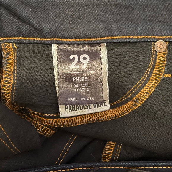 Aritzia Paradise Mine Low Rise Jeggings - Dark Blue Wash - Picture 4 of 6